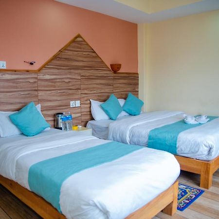 Hotel Olympus Покхара Екстер'єр фото