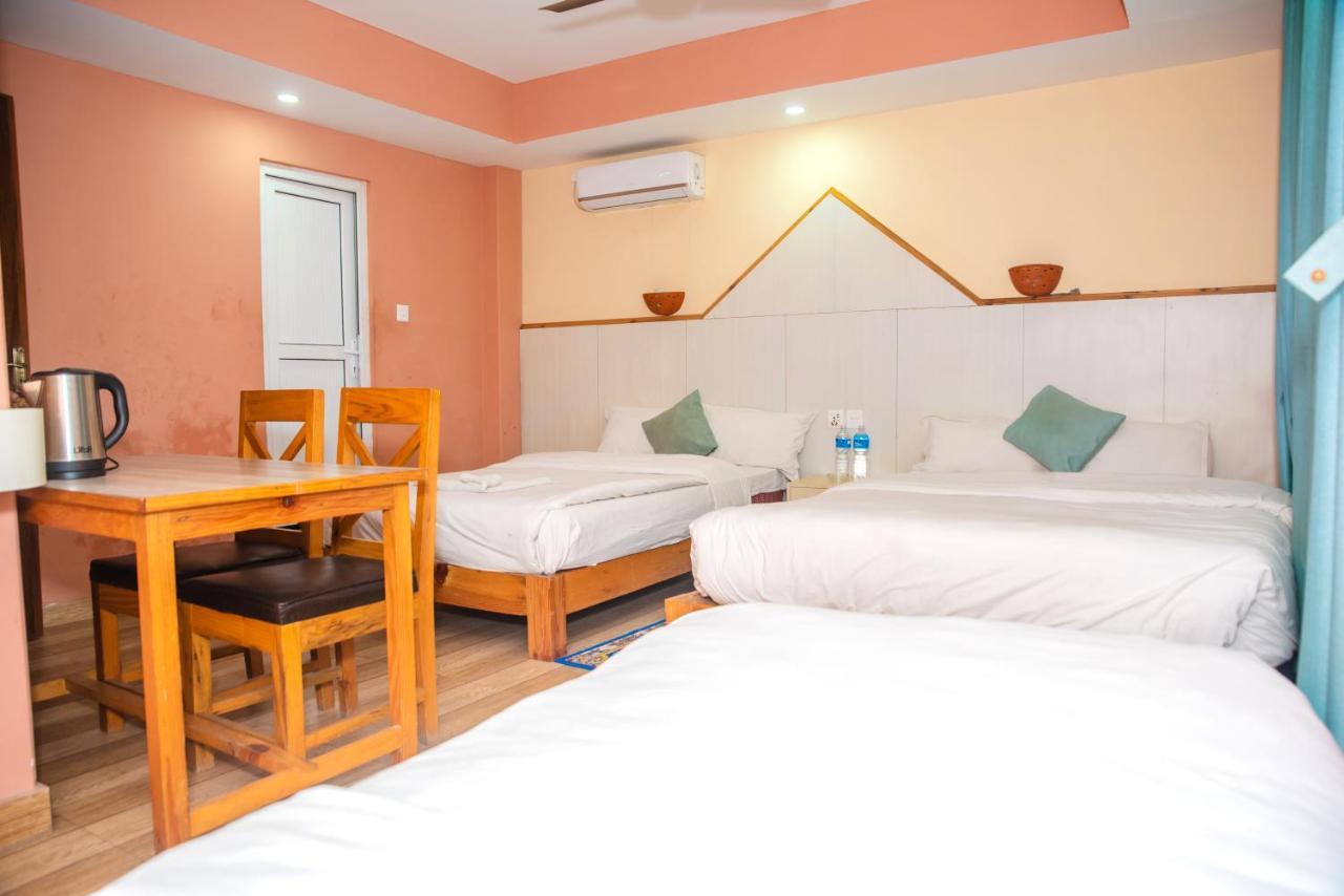 Hotel Olympus Покхара Екстер'єр фото
