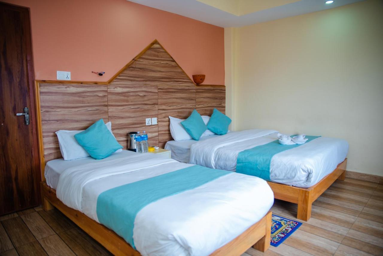 Hotel Olympus Покхара Екстер'єр фото